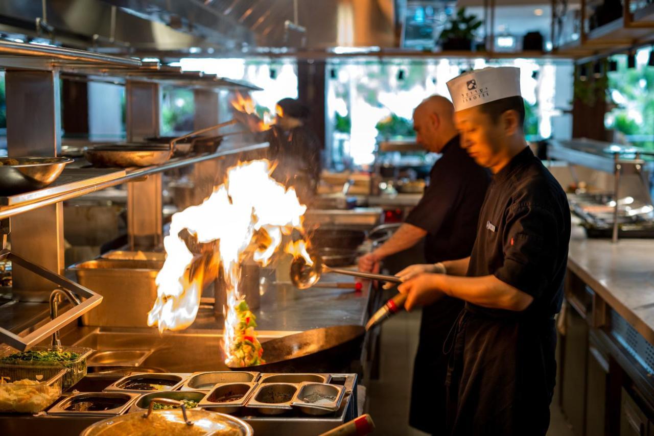 King Solomon By Isrotel Collection Eilat Ngoại thất bức ảnh A wok being used in a restaurant